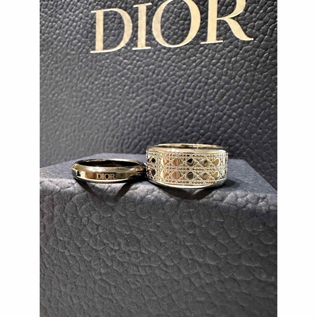Christian Dior(クリスチャンディオール)の【新品未使用】ディオール　リング セット カナージュ 真鍮　指輪　DIOR レディースのアクセサリー(リング(指輪))の商品写真
