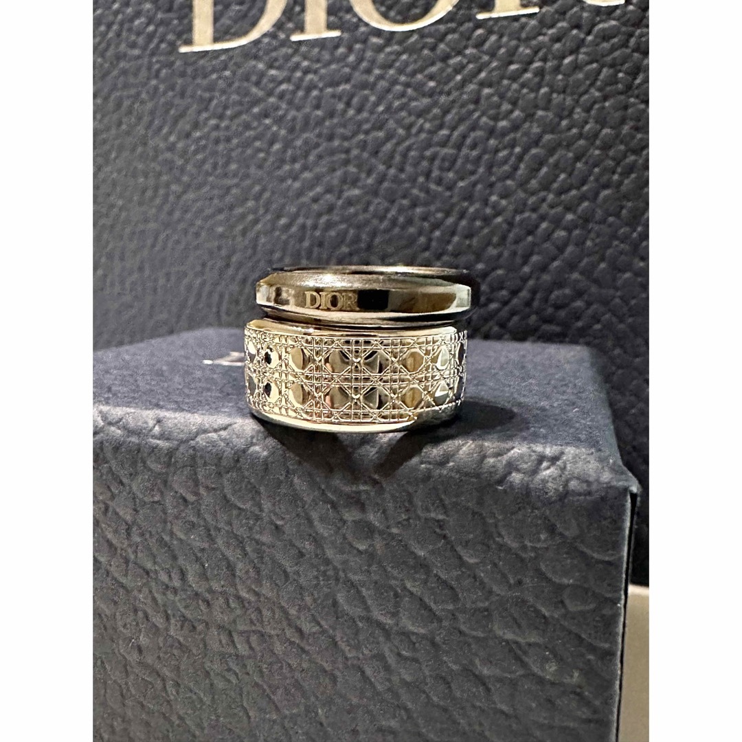 Christian Dior(クリスチャンディオール)の【新品未使用】ディオール　リング セット カナージュ 真鍮　指輪　DIOR レディースのアクセサリー(リング(指輪))の商品写真