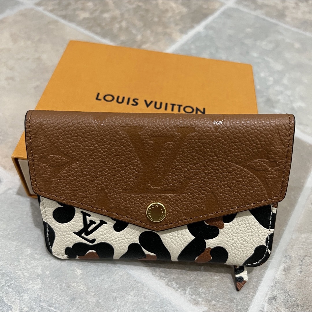 LOUIS VUITTON(ルイヴィトン)のルイヴィトン　ポシェットクレ　2021AW ワイルドアットハート　レオパード柄 レディースのファッション小物(コインケース)の商品写真