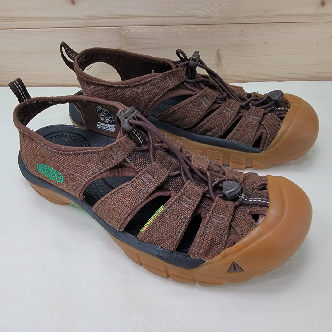 匿名配送 美品　キーン　keen サンダル　ニューポートH2 NEWPORT