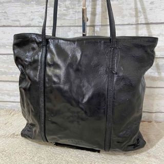 プラダ(PRADA)のプラダ　トートバッグ　パテントレザー　ブラック　(トートバッグ)