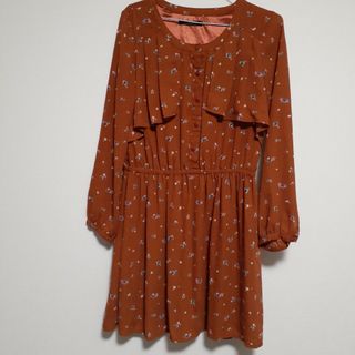 ページボーイ(PAGEBOY)のPAGEBOY ページボーイ 中古品　ワンピース　トップス　小花　ドット柄 茶色(ひざ丈ワンピース)