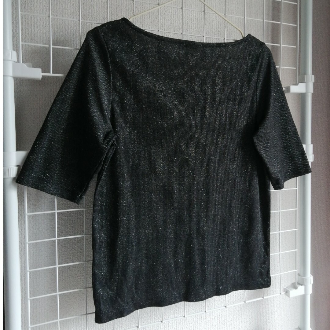 GU(ジーユー)のGU ブラックラメTシャツ　L レディースのトップス(Tシャツ(半袖/袖なし))の商品写真