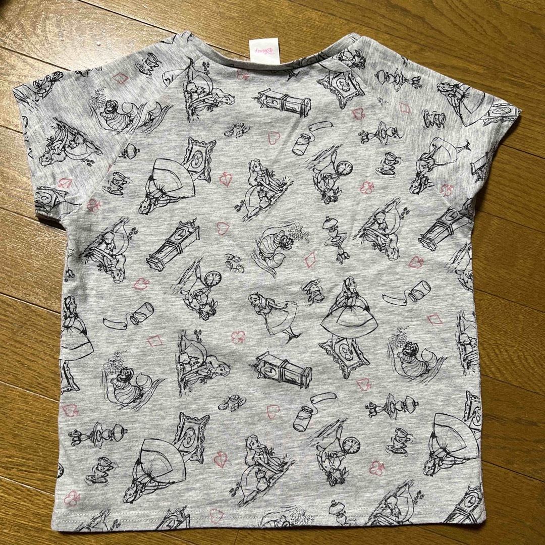 キッズTシャツ　130 キッズ/ベビー/マタニティのキッズ服女の子用(90cm~)(Tシャツ/カットソー)の商品写真