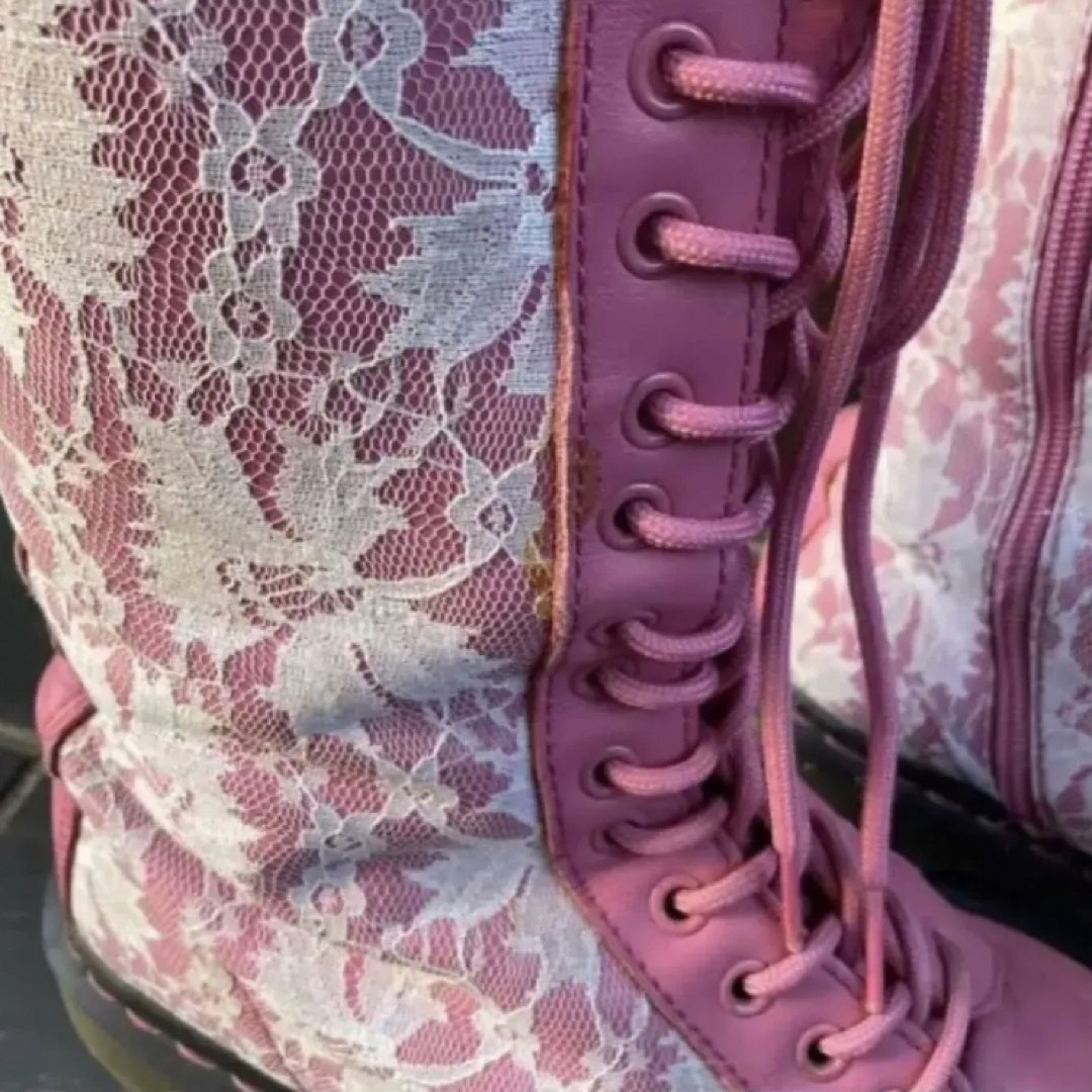 レア】Dr.Martens ドクターマーチン ピンク レースの通販 by ayk's