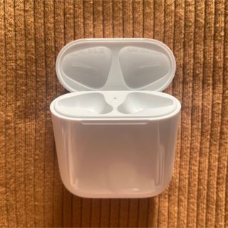 アップル(Apple)の〔〔 エアーポッズ 〕〕充電ケース のみ　純正品　Apple　AirPods(ヘッドフォン/イヤフォン)