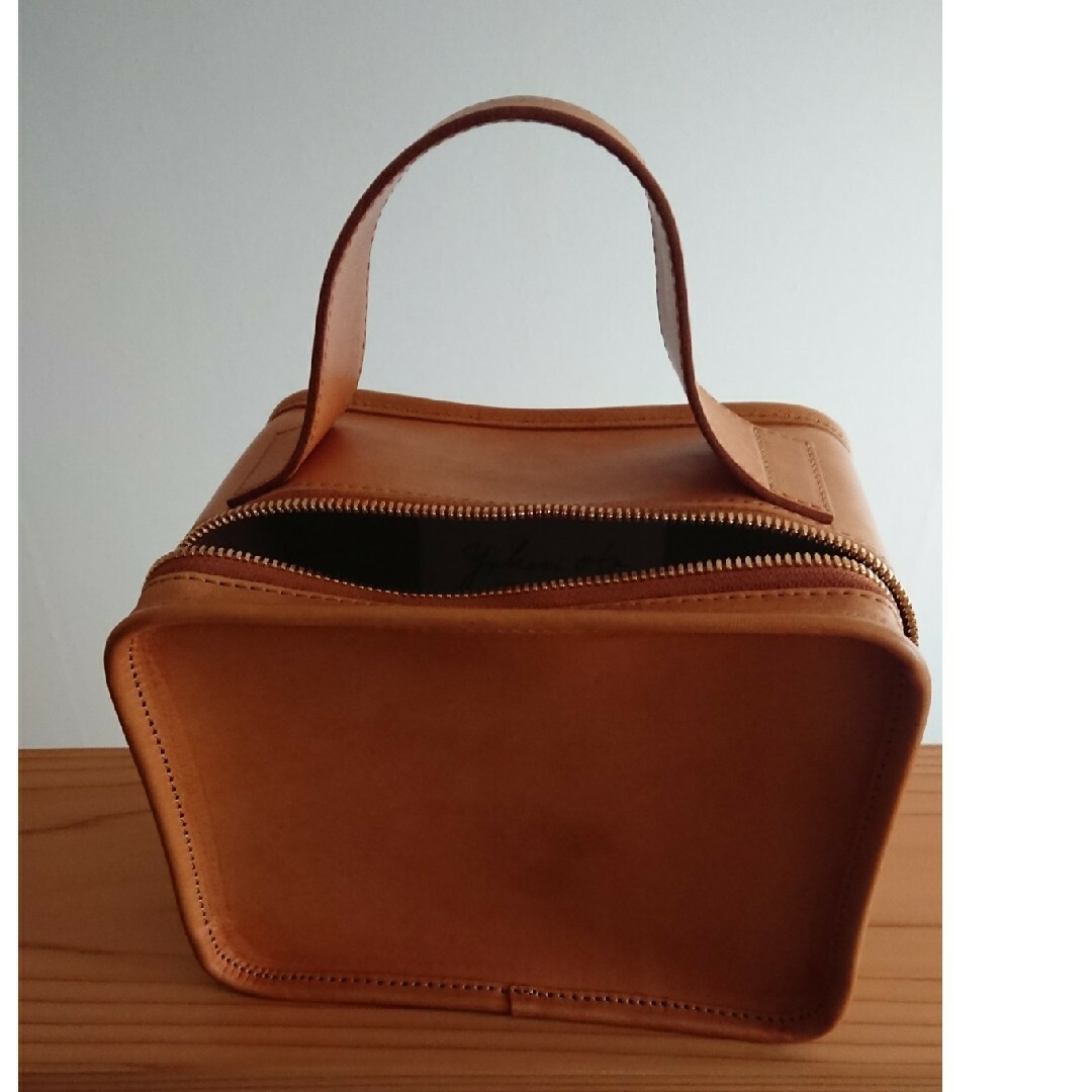 【LIFESTYLIST】Camel Leather Mini Book Bag レディースのバッグ(ハンドバッグ)の商品写真