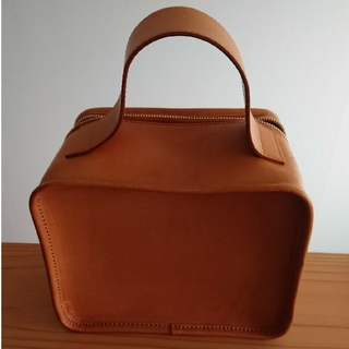【LIFESTYLIST】Camel Leather Mini Book Bag(ハンドバッグ)