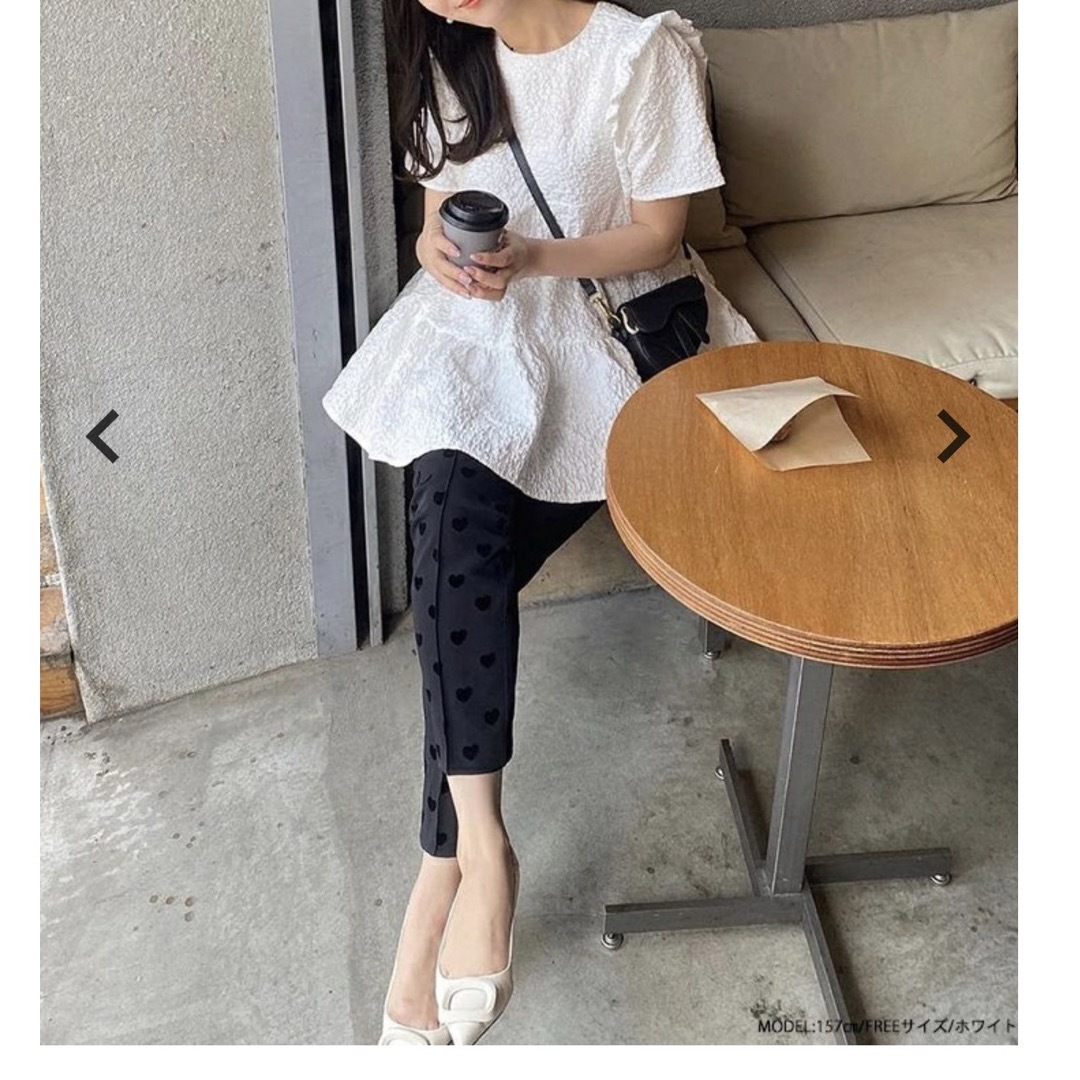 SNIDEL(スナイデル)のfitmore フラワージャガードティアードトップス レディースのトップス(シャツ/ブラウス(半袖/袖なし))の商品写真