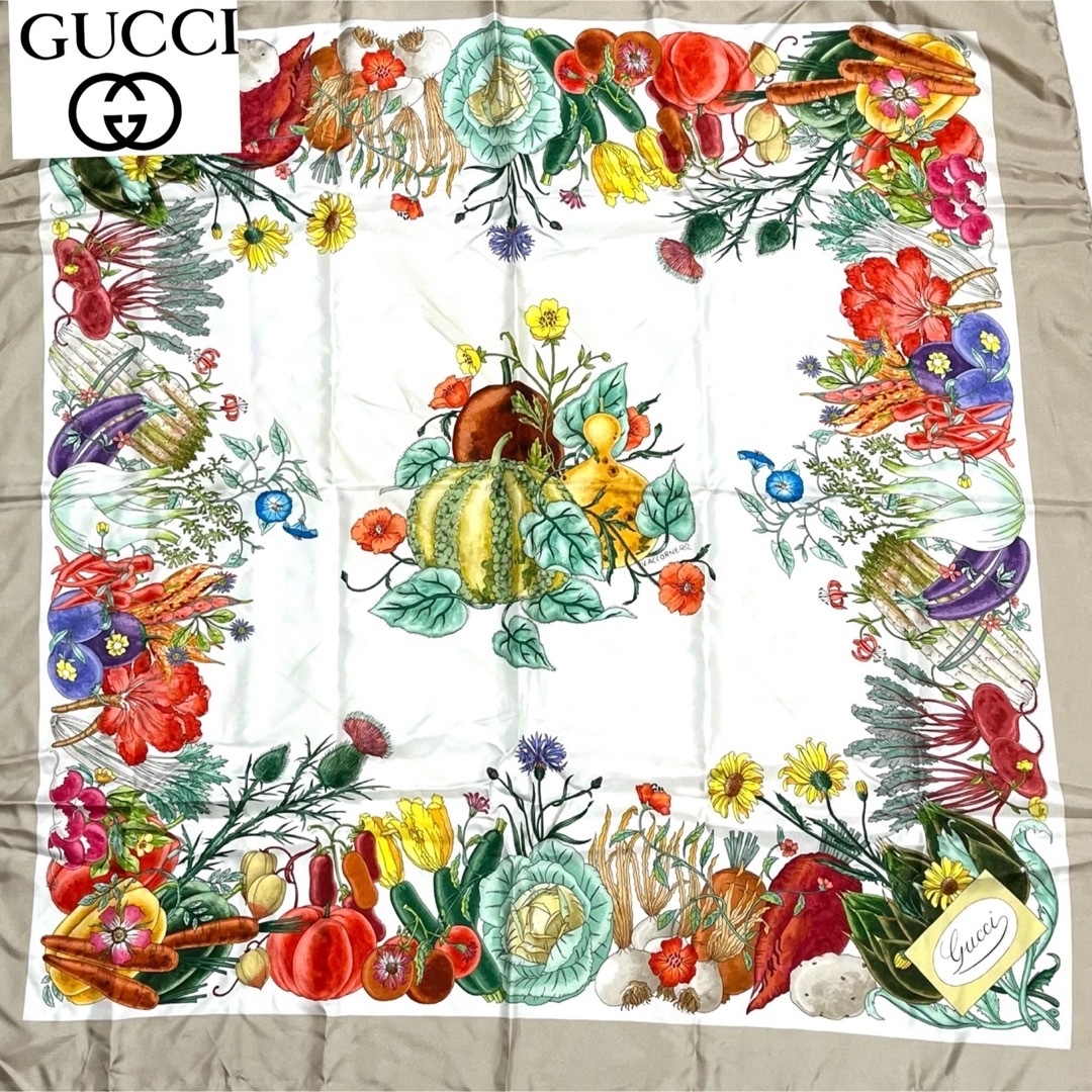 GUCCI グッチシルク大判スカーフ　ヴィテージオールド