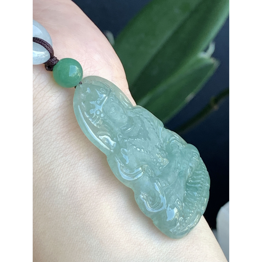 本翡翠 ミャンマー氷種⭐️観音様 新品5976