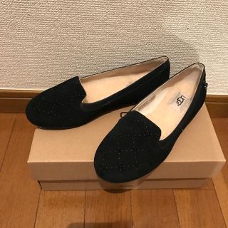 お値下げ！UGG ゴールド　フラットパンプス