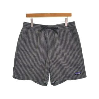 パタゴニア(patagonia)のpatagonia ショートパンツ M チャコールグレー(ストライプ) 【古着】【中古】(ショートパンツ)