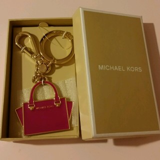 マイケルコース(Michael Kors)のマイケルコース★チャーム新品未使用(キーホルダー)