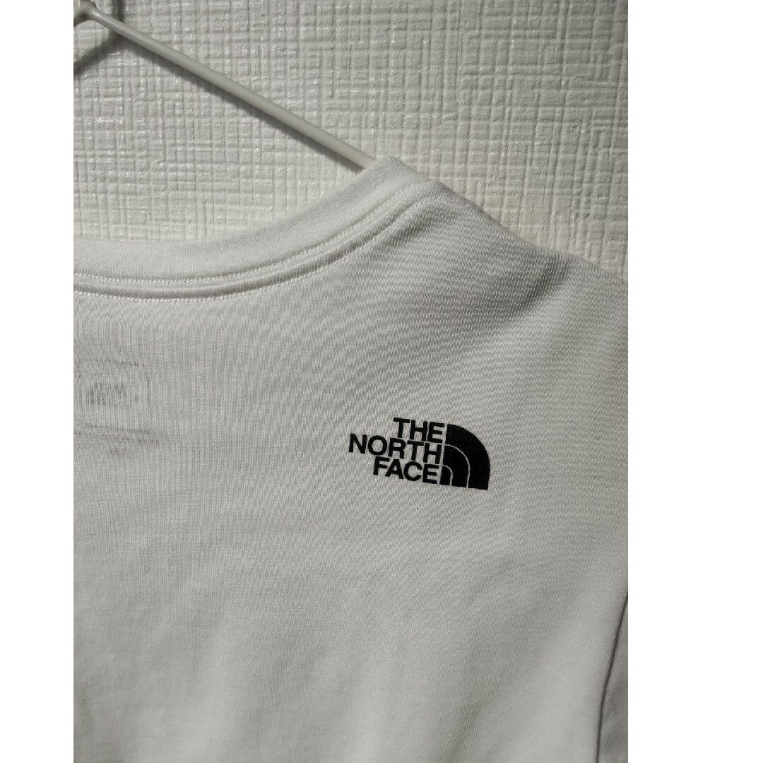 THE NORTH FACE(ザノースフェイス)のノースフェイス THENORTHFACE Tシャツ 150 キッズ/ベビー/マタニティのキッズ服男の子用(90cm~)(Tシャツ/カットソー)の商品写真