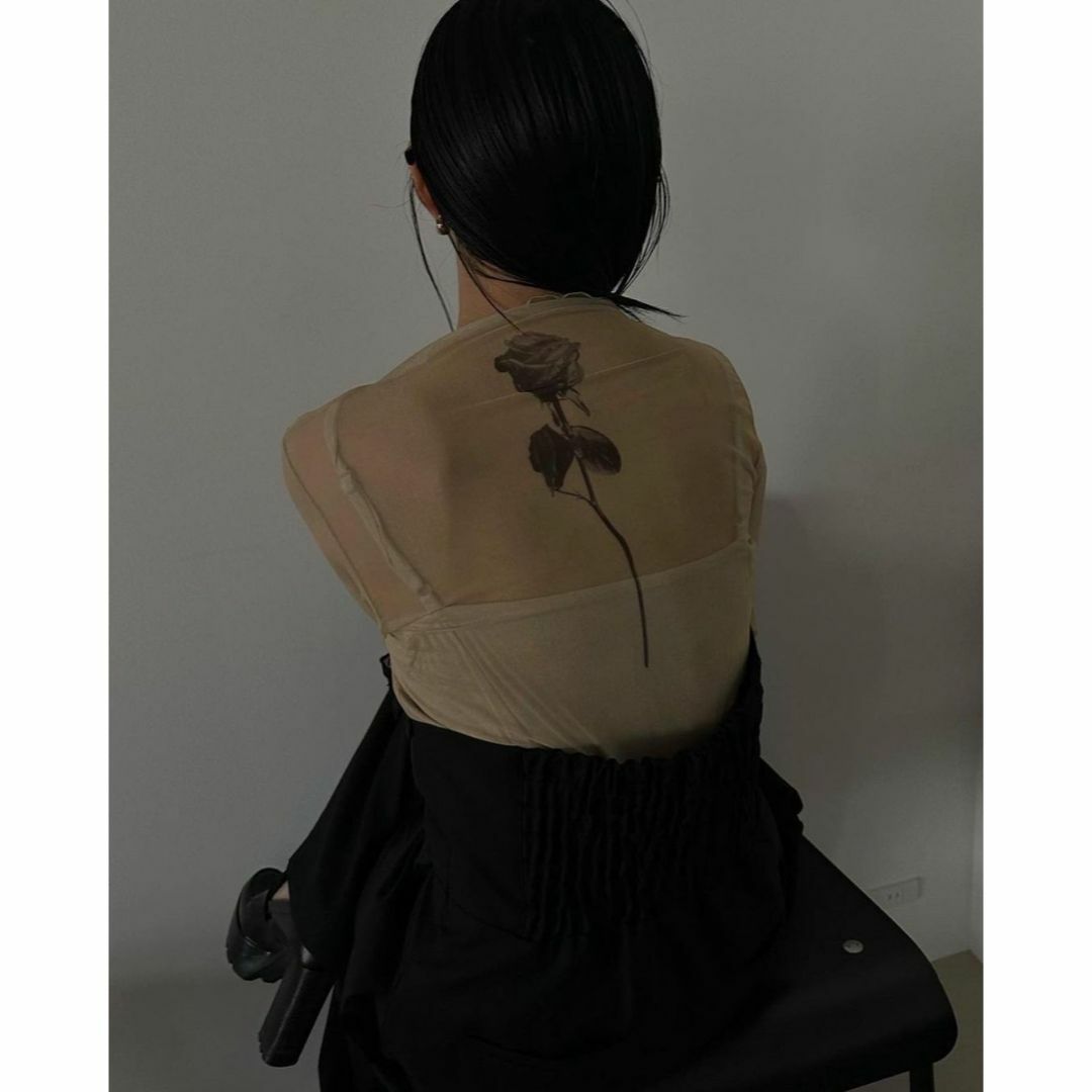 MEDI FLOWER TATTOO SHEER TOP 新品