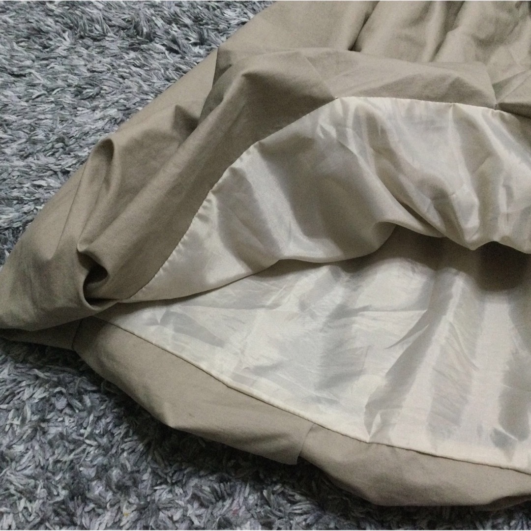 値下げ　Kーgarden バルーンスカート　ベージュ レディースのスカート(ひざ丈スカート)の商品写真