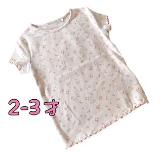 ネクスト(NEXT)の●未使用●2-3才　クリーム　小花柄　リブTシャツ(Tシャツ/カットソー)