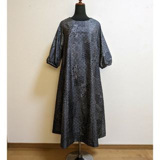 SOLD　着物リメイク　ワンピース　大島紬　M〜L(ひざ丈ワンピース)