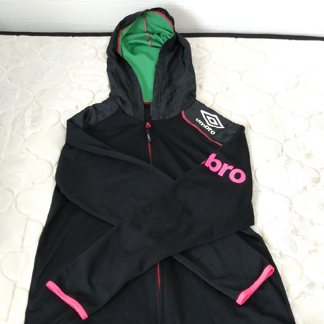 umbro パーカー 黒ピンク 希望価格はコメントまで! | フリマアプリ ラクマ umbro パーカー
