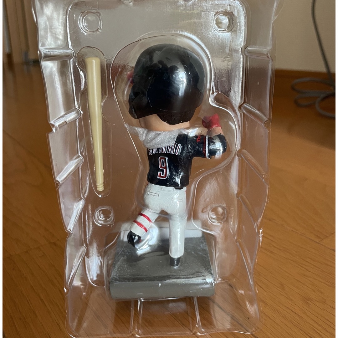 新品　ヤクルトスワローズ　塩見選手　ボブルヘッド人形 エンタメ/ホビーのタレントグッズ(スポーツ選手)の商品写真