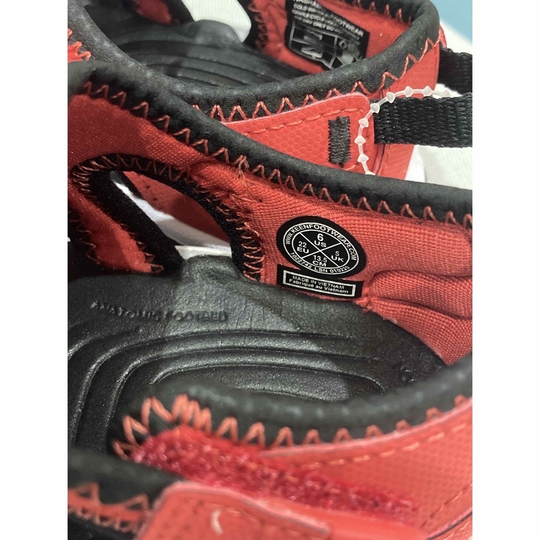 KEEN(キーン)のkeen キーンサンダル　13.5 キッズ/ベビー/マタニティのベビー靴/シューズ(~14cm)(サンダル)の商品写真