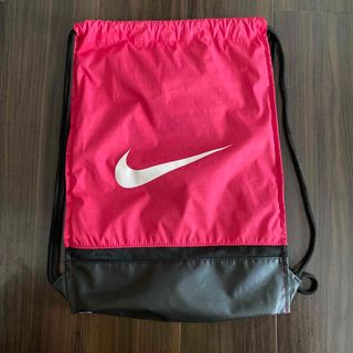 ナイキ(NIKE)の値下げ！NIKE ナイキ・シューズバッグ　ピンク×黒(その他)