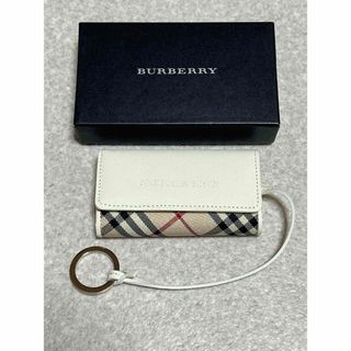 バーバリー(BURBERRY)のBurberry バーバリー キーケース 白 ノバチェック未使用 新品(キーケース)