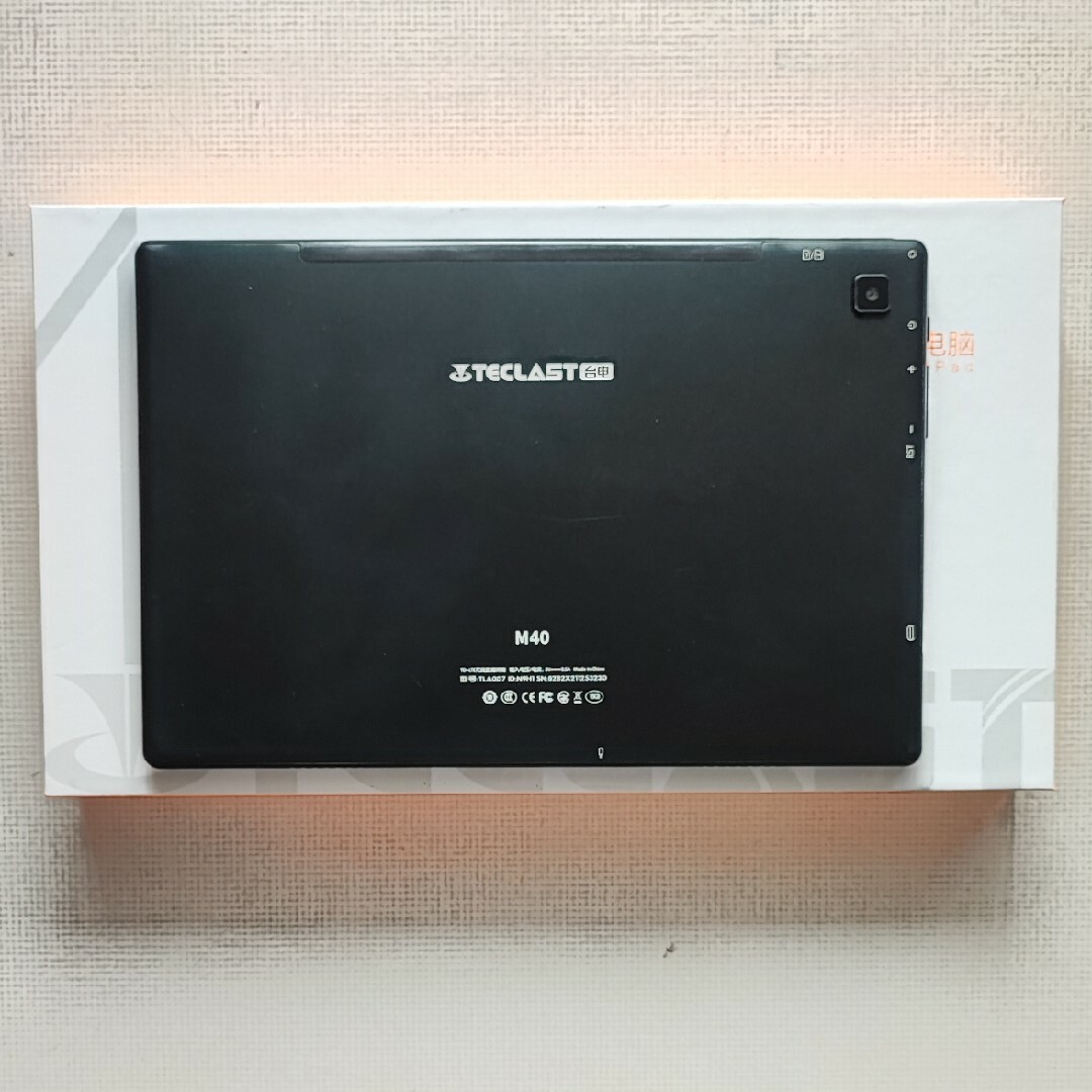 ANDROID(アンドロイド)の中古　TECLAST M40 スマホ/家電/カメラのPC/タブレット(タブレット)の商品写真