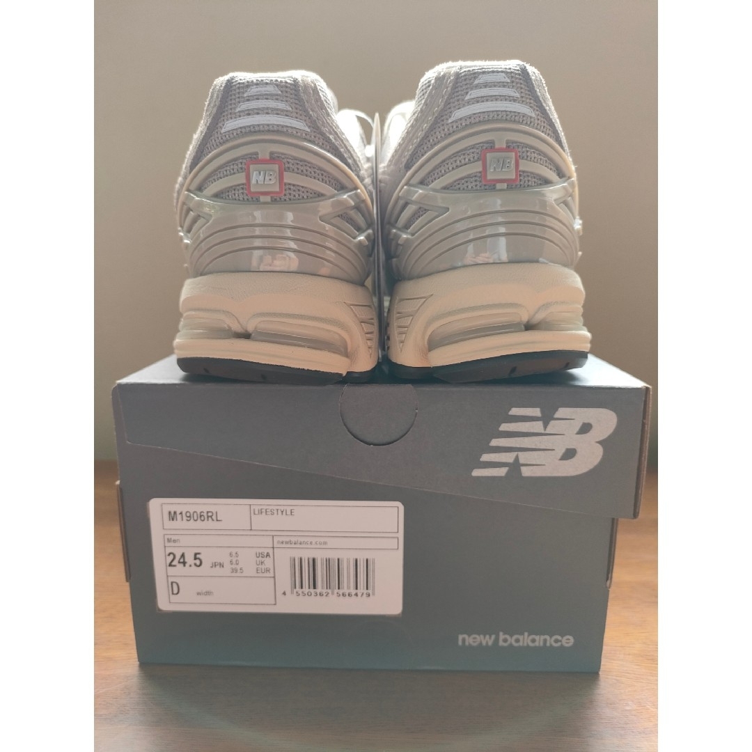 New Balance(ニューバランス)の希少❤【新品未使用】ニューバランス M1906RL 24.5cm GRAY レディースの靴/シューズ(スニーカー)の商品写真