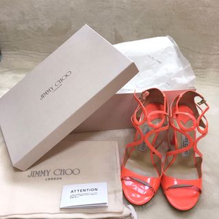 ジミーチュウ(JIMMY CHOO)の美品 JIMMY CHOO 付属付き パテントレザー サンダル エナメル 靴(サンダル)