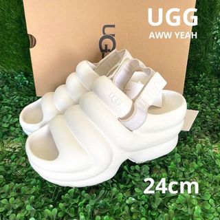 UGG - UGG☆新品☆アグ AWW YEAH アーイヤー サンダル白 24cmの通販 ...