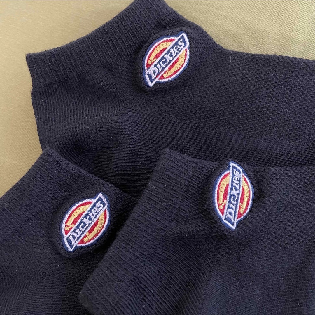 Dickies(ディッキーズ)の【ディッキーズ】ワンポイント刺繍ロゴが素敵な‼️メンズ靴下 3足DK-15A メンズのレッグウェア(ソックス)の商品写真