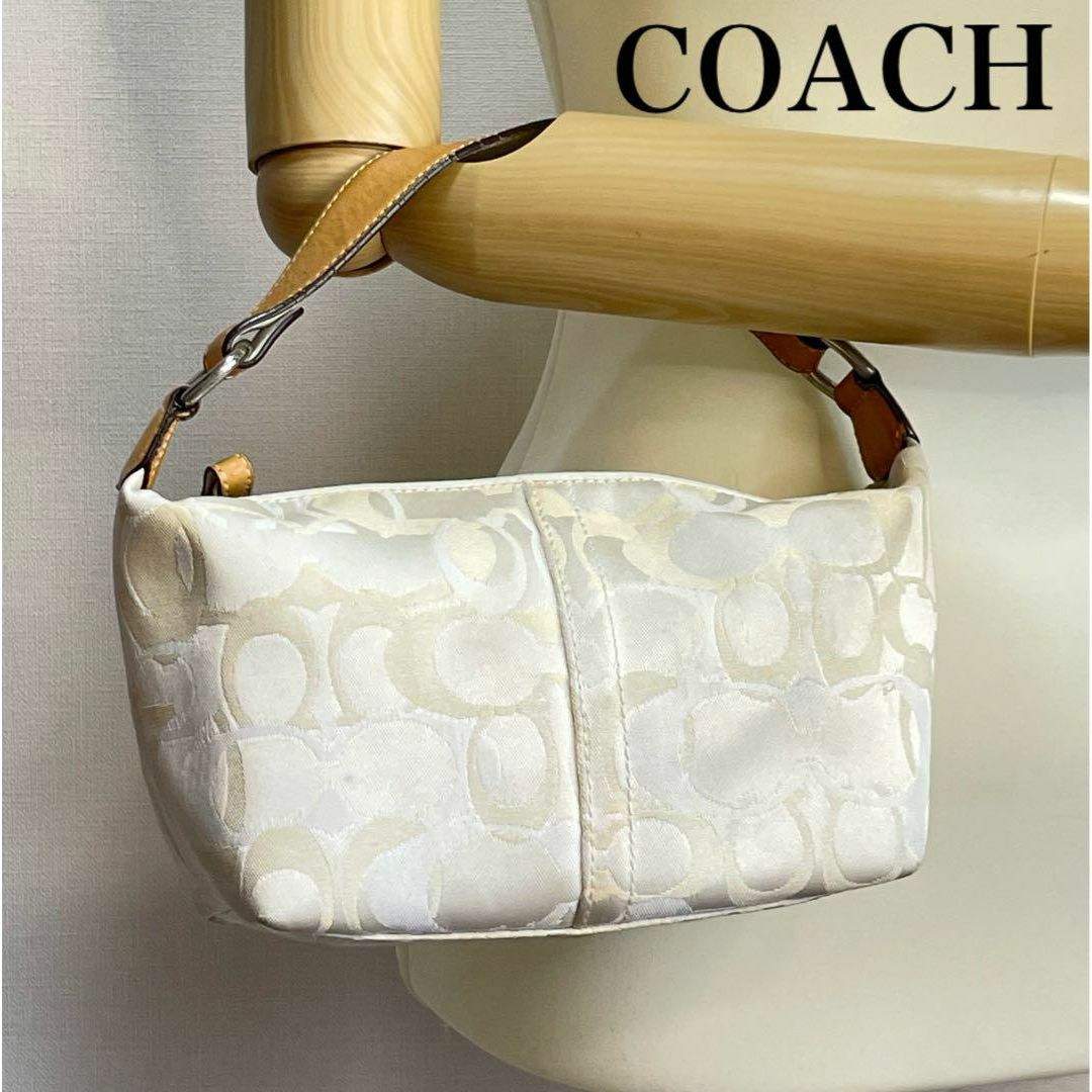 ファスナー 美品☆COACH(コーチ)ホワイト シグネチャー レザー 折り