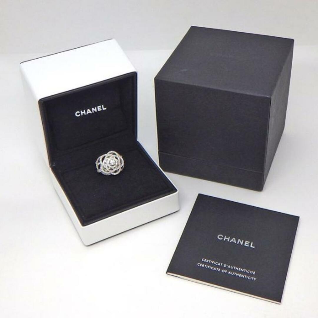 CHANEL(シャネル)のシャネル CHANEL リング カメリア J4202 フラワー フル パヴェ ダイヤモンド センターストーン 0.30ct K18WG 11号 / #52 【箱・保付き】 【中古】 レディースのアクセサリー(リング(指輪))の商品写真