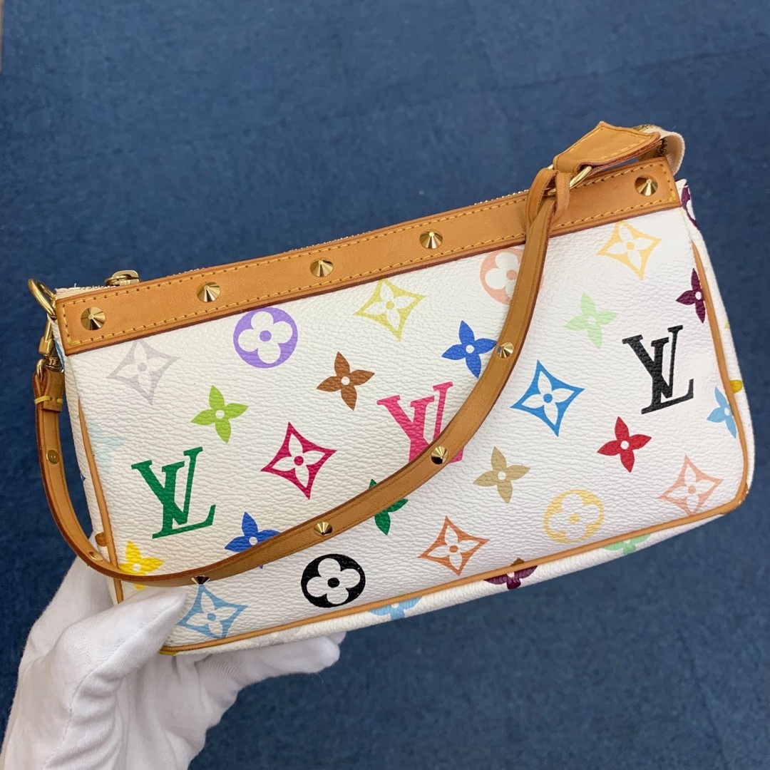 LOUIS VUITTON - ルイヴィトン M92649 ポシェット アクセソワール