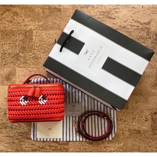 アニヤハインドマーチ(ANYA HINDMARCH)の新品♪完売♪【アニヤハインドマーチ】eyes ショルダーバック(ショルダーバッグ)