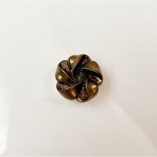 Vintage ＊ bronze flower button cover(その他)