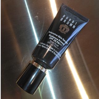 ボビイブラウン(BOBBI BROWN)のボビイブラウン  インテンシブスキンセラム ラディアントプライマー(化粧下地)