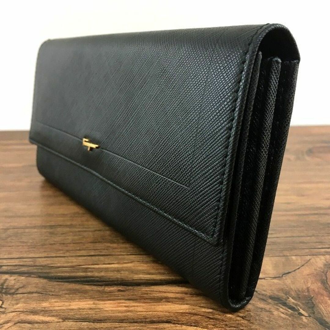 Salvatore Ferragamo(サルヴァトーレフェラガモ)の極美品 Salvatore Ferragamo 長財布 ブラック 425 レディースのファッション小物(財布)の商品写真