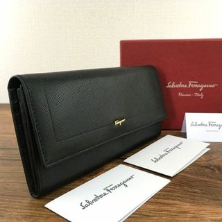 サルヴァトーレフェラガモ(Salvatore Ferragamo)の極美品 Salvatore Ferragamo 長財布 ブラック 425(財布)