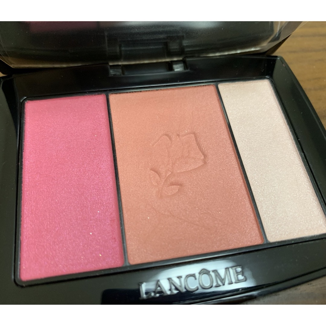 LANCOME(ランコム)の【最終値下げ】ランコム ブラッシュスプティルパレット 02 コスメ/美容のベースメイク/化粧品(チーク)の商品写真