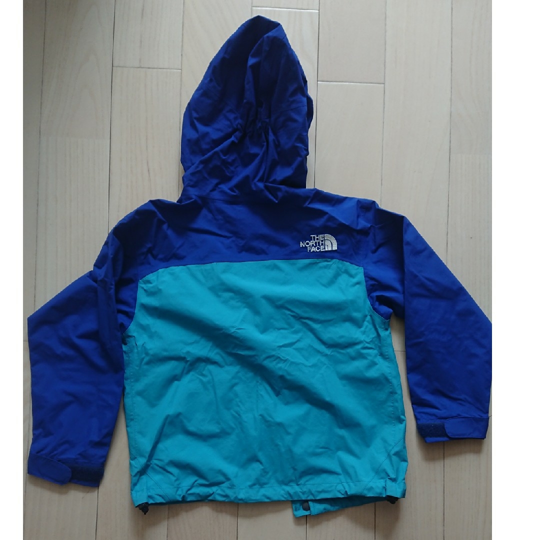 THE NORTH FACE(ザノースフェイス)のノースフェイス  ドットショット 子供用 キッズ/ベビー/マタニティのキッズ服男の子用(90cm~)(ジャケット/上着)の商品写真