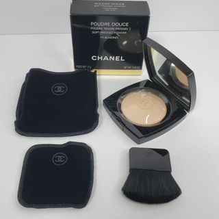 シャネル(CHANEL)のシャネル プードゥル ドゥース アーモンド（フェイスパウダー）13g　ユーズド品(フェイスパウダー)