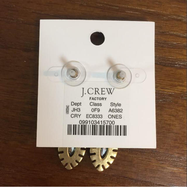 J.Crew(ジェイクルー)の新品未使用 jcrew factory ビジューピアス レディースのアクセサリー(ピアス)の商品写真