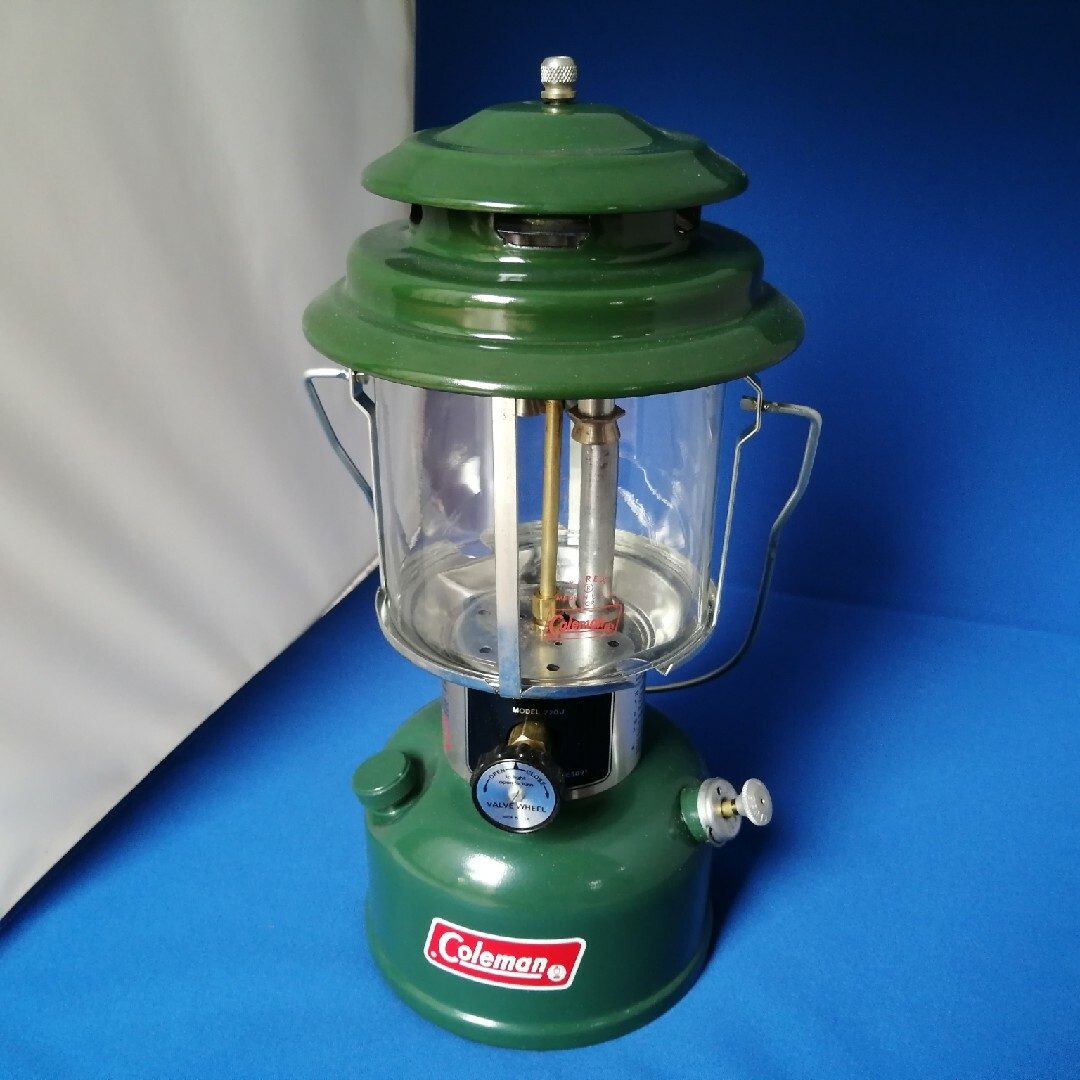 Coleman(コールマン)の☆新品未使用レア★Coleman Double Mantle LANTERN★ スポーツ/アウトドアのアウトドア(ライト/ランタン)の商品写真