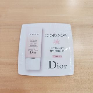 クリスチャンディオール(Christian Dior)のDior　スノーUVシールドトーンアップ(日焼け止め/サンオイル)