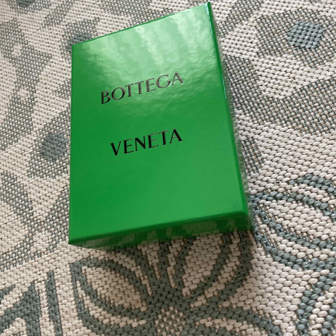Bottega Veneta(ボッテガヴェネタ)のボッテガ箱　最終価格 レディースのバッグ(ショップ袋)の商品写真