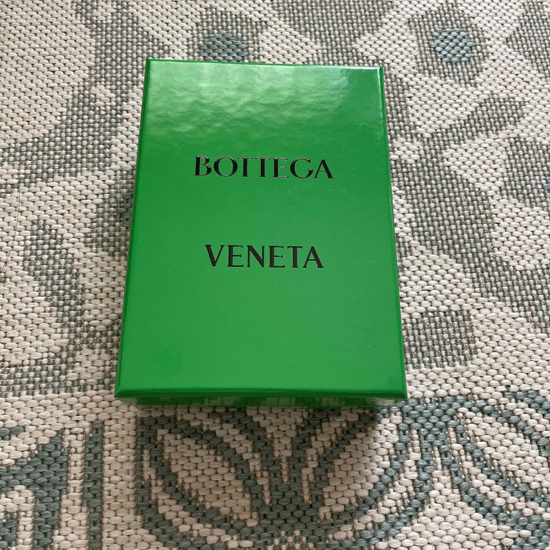 Bottega Veneta(ボッテガヴェネタ)のボッテガ箱　最終価格 レディースのバッグ(ショップ袋)の商品写真