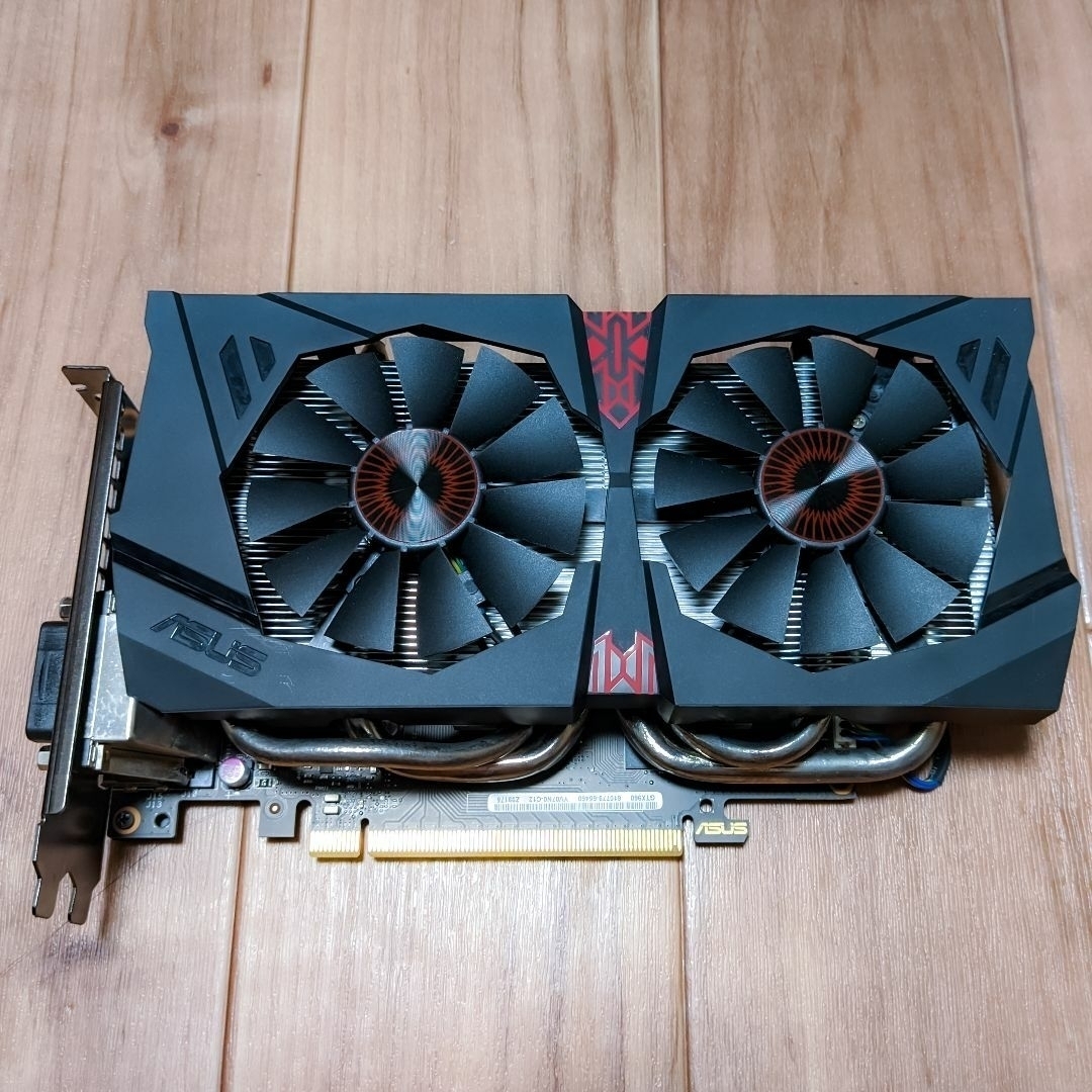 ASUS製グラボ　STRIX-GTX960-DC2OC-2GD5